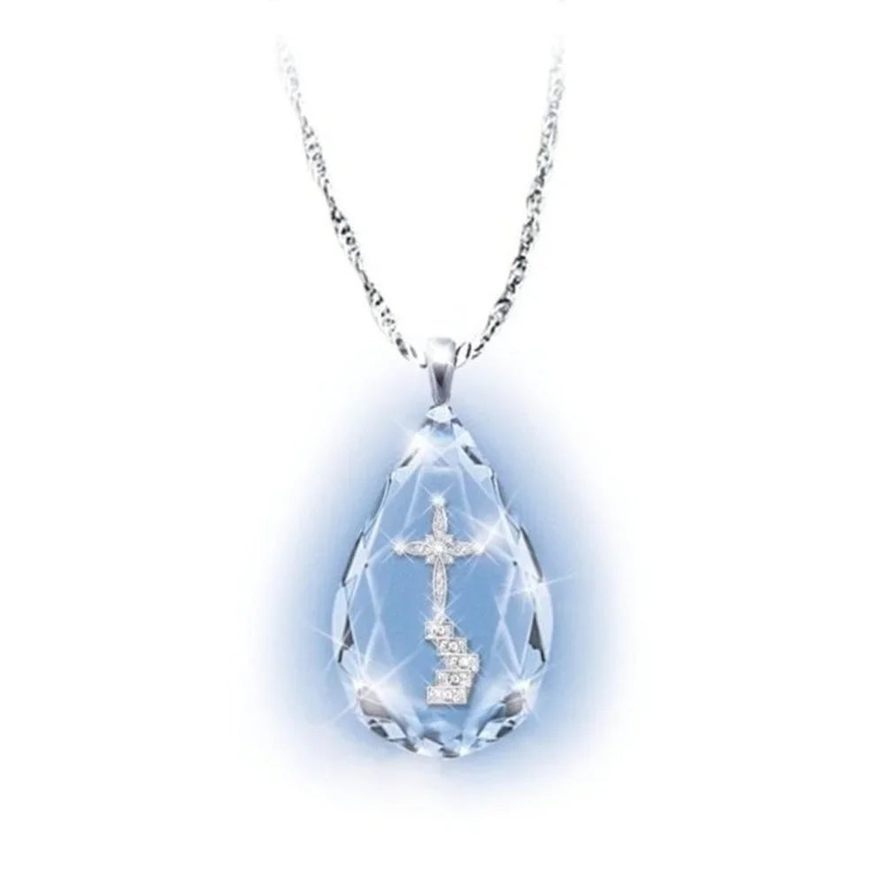 Crystal Cross Pendant Necklace – Unisex Fashion Jewelry Gift Pendant Necklace Nixie