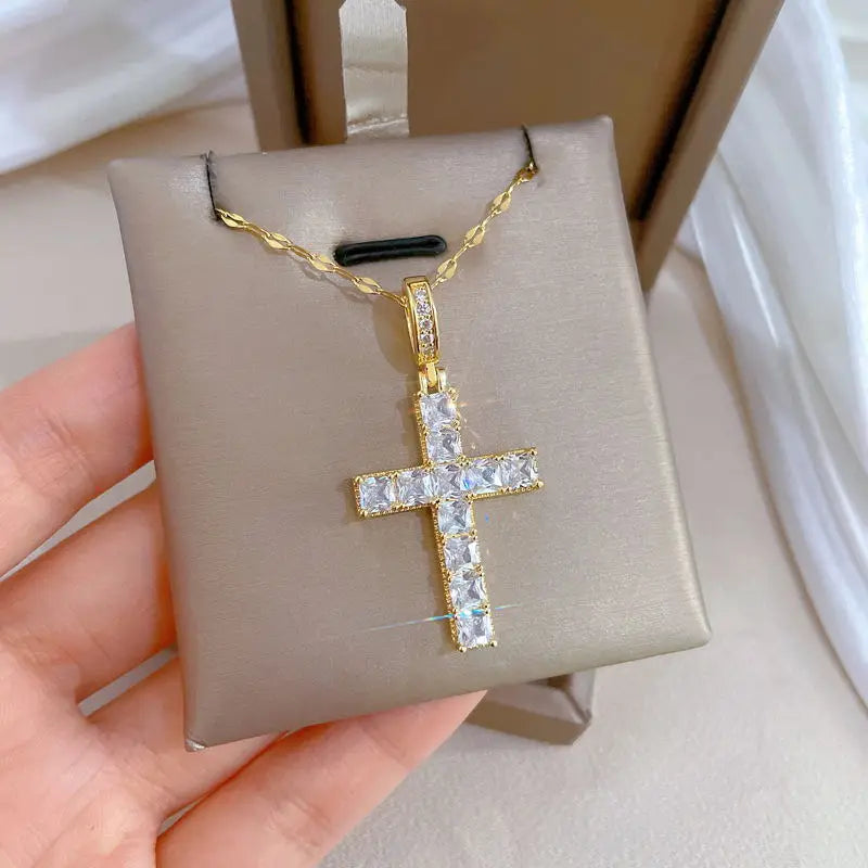 Women's Gold Cross Pendant Necklace – Stainless Steel Choker Pendant Necklace Nixie