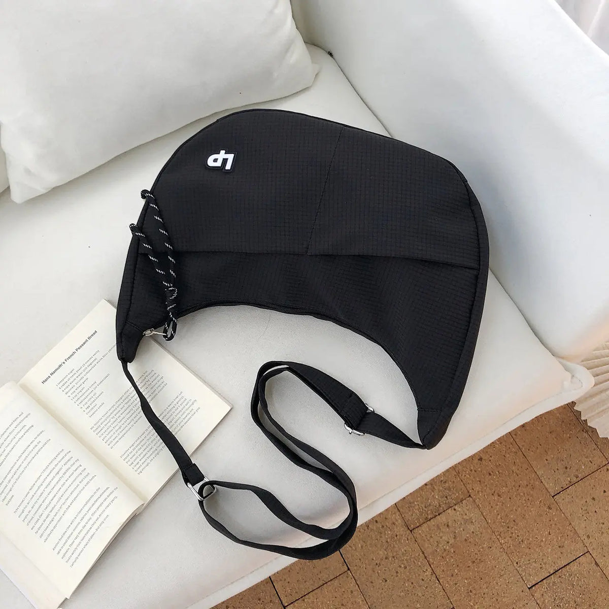 Large Capacity Women's Commuter Bag – Japanese Retro Hobo Hobo Shoulder Bag Nixie Black