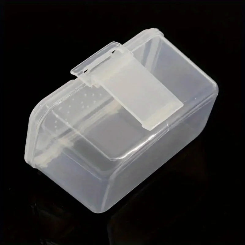 Portable Waist Hanging Fishing Bait Box – Worms & Insects Fishing Bait Box Nixie