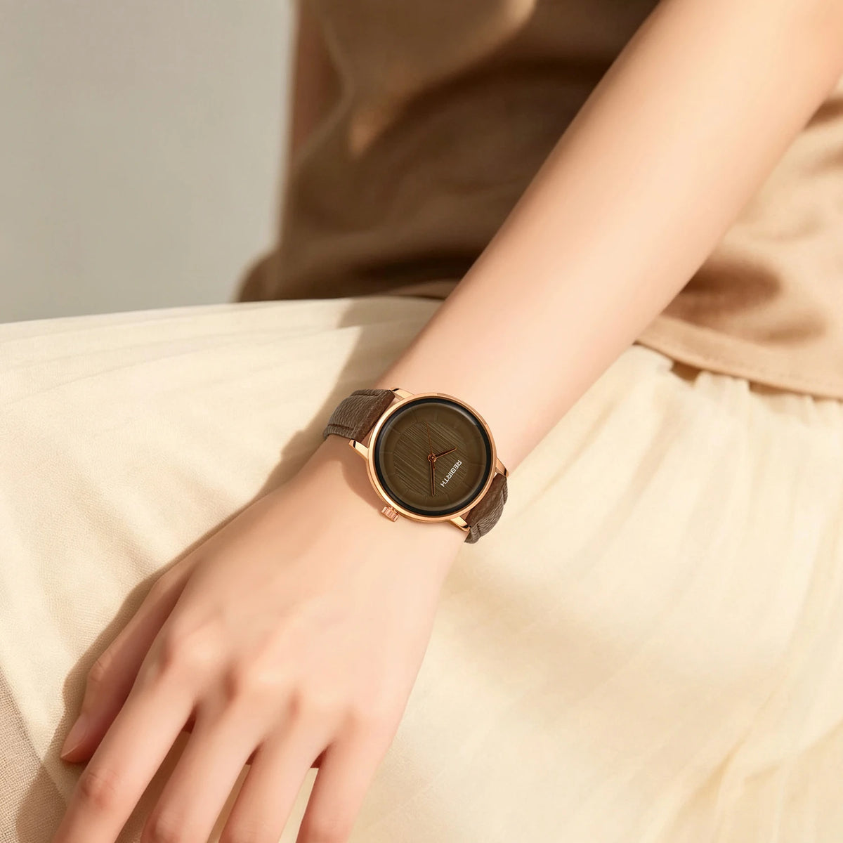 REBIRTH Square Quartz Watch – Unisex Minimalist Leather Band Quartz Wristwatch Nixie