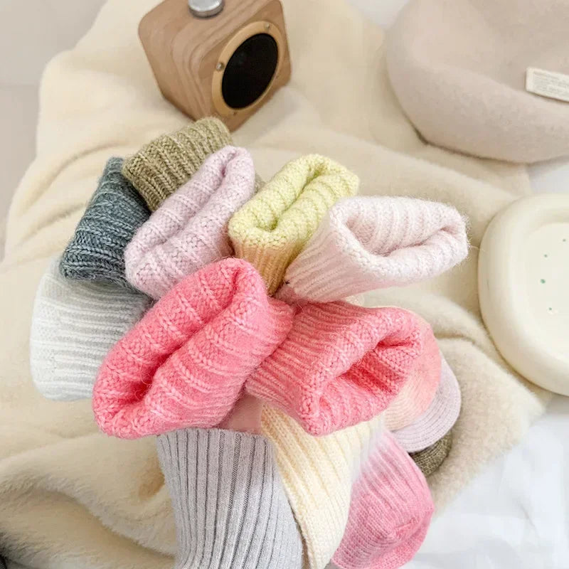 Women's Thick Thermal Gradient Knit Socks – 2 Pairs