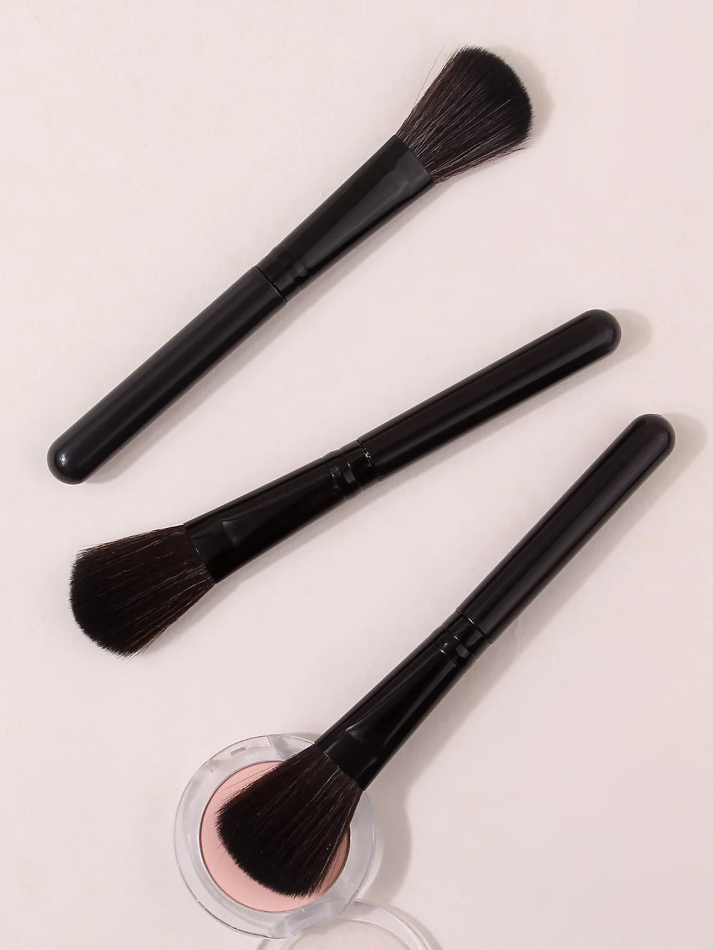 3-Piece Makeup Brush Kit – Powder, Blush & Loose Powder Set Makeup Brush Set Nixie