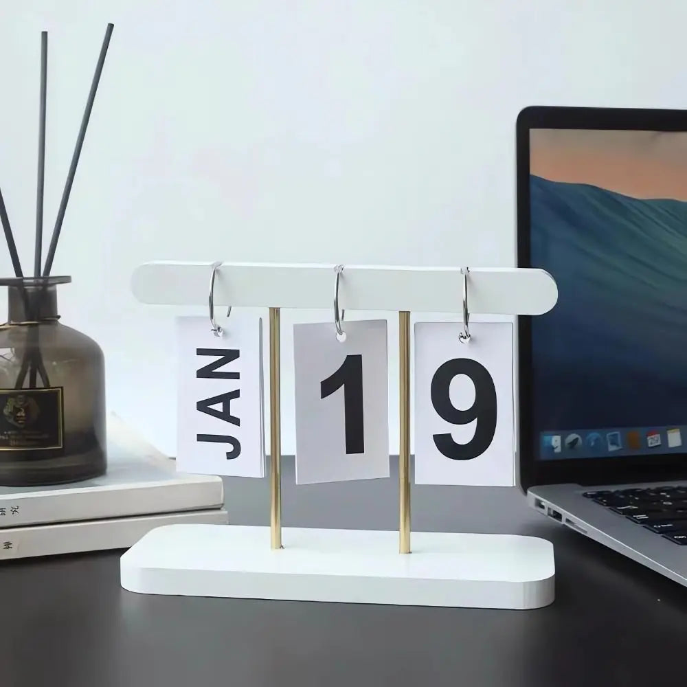 Wooden Flip Desk Calendar – Minimalist Perpetual Home Decor