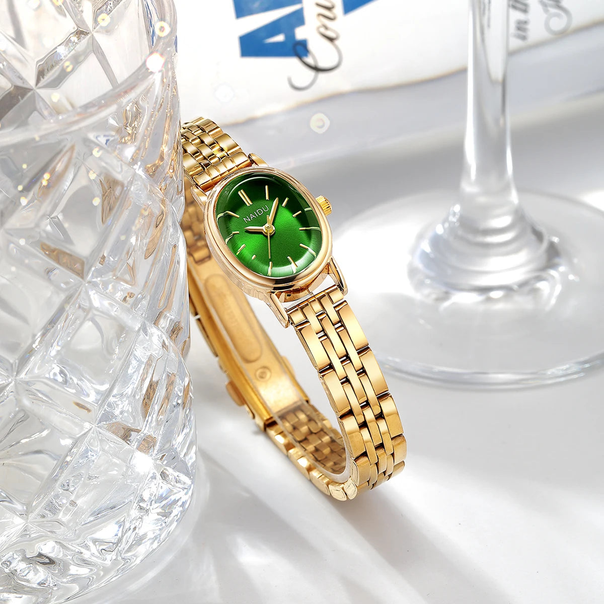 Naidu Artistic Quartz Fashion Watch – Numberless Dial Fashion Quartz Watch Nixie