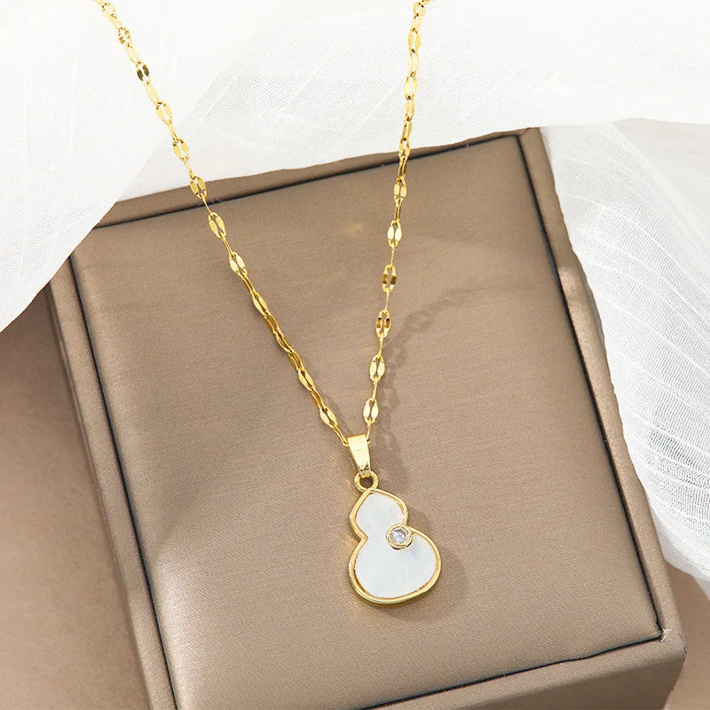 Chinese Style Mother-of-Pearl Gourd Pendant Necklace Pendant Necklace Nixie