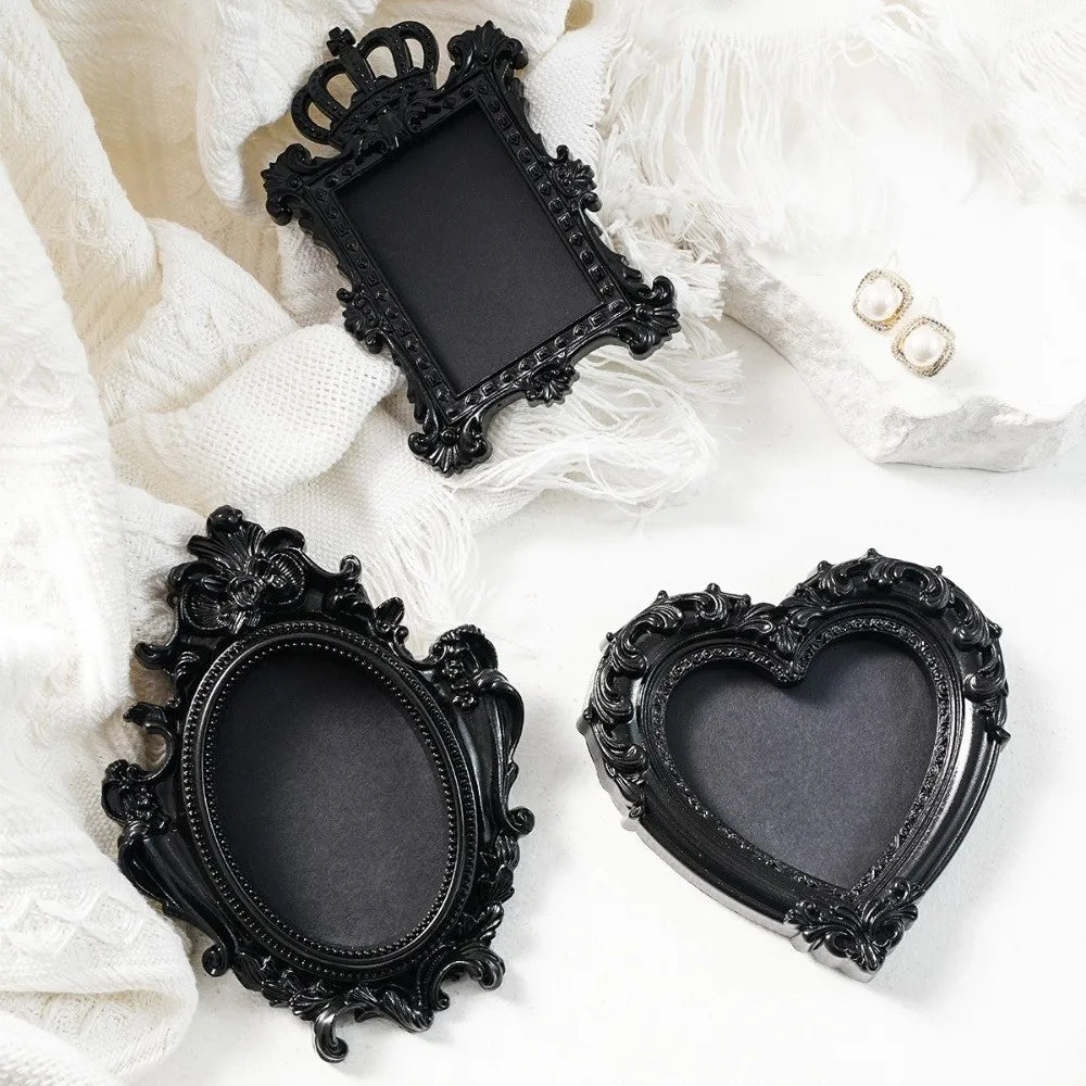 Hanging Mini Resin Vintage Photo Frames – Glass-Free Wall Display Mini Photo Frames Nixie