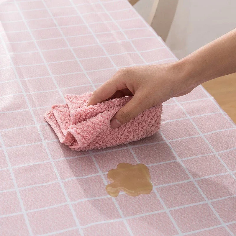 PEVA Waterproof Plaid Tablecloth 137x90cm | Party & Picnic Waterproof Tablecloth Nixie
