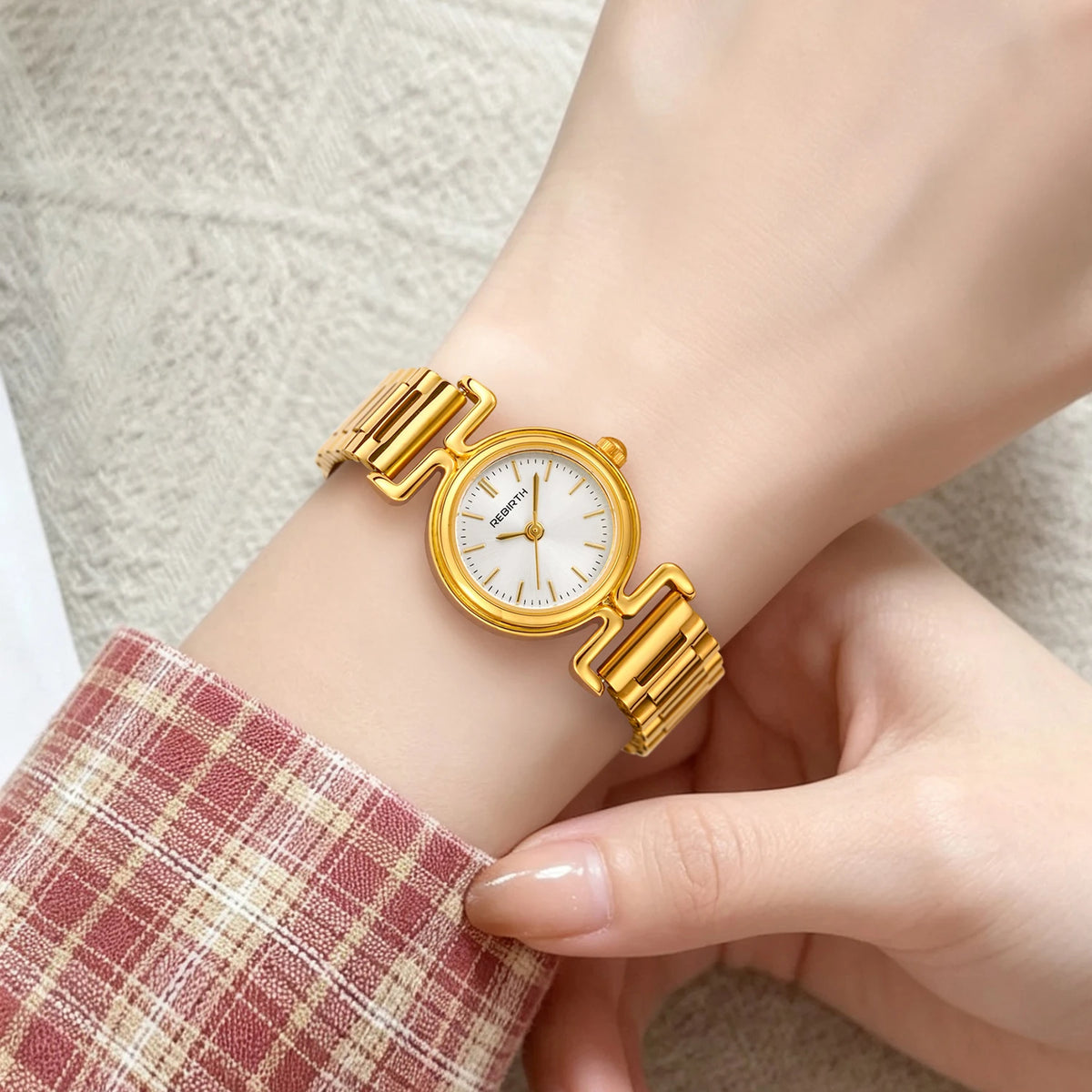REBIRTH Gold Bracelet Watch – Casual Luxury Quartz Bracelet Watch Nixie