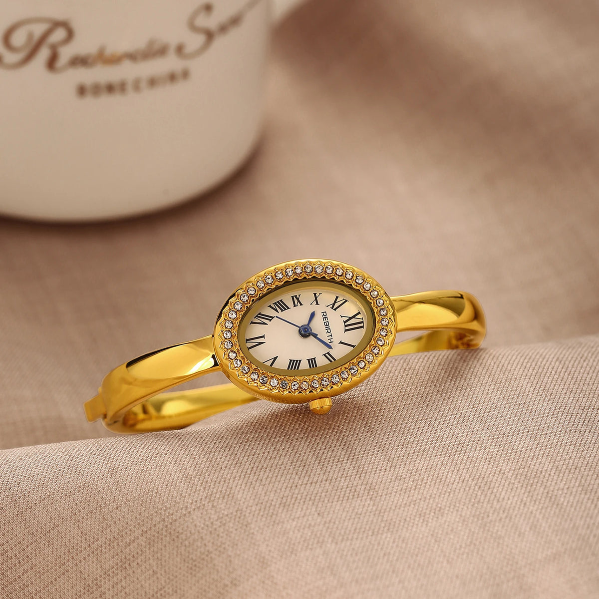 REBIRTH Retro Oval Quartz Watch – Casual Alloy Fashion Watch Quartz Fashion Watch Nixie