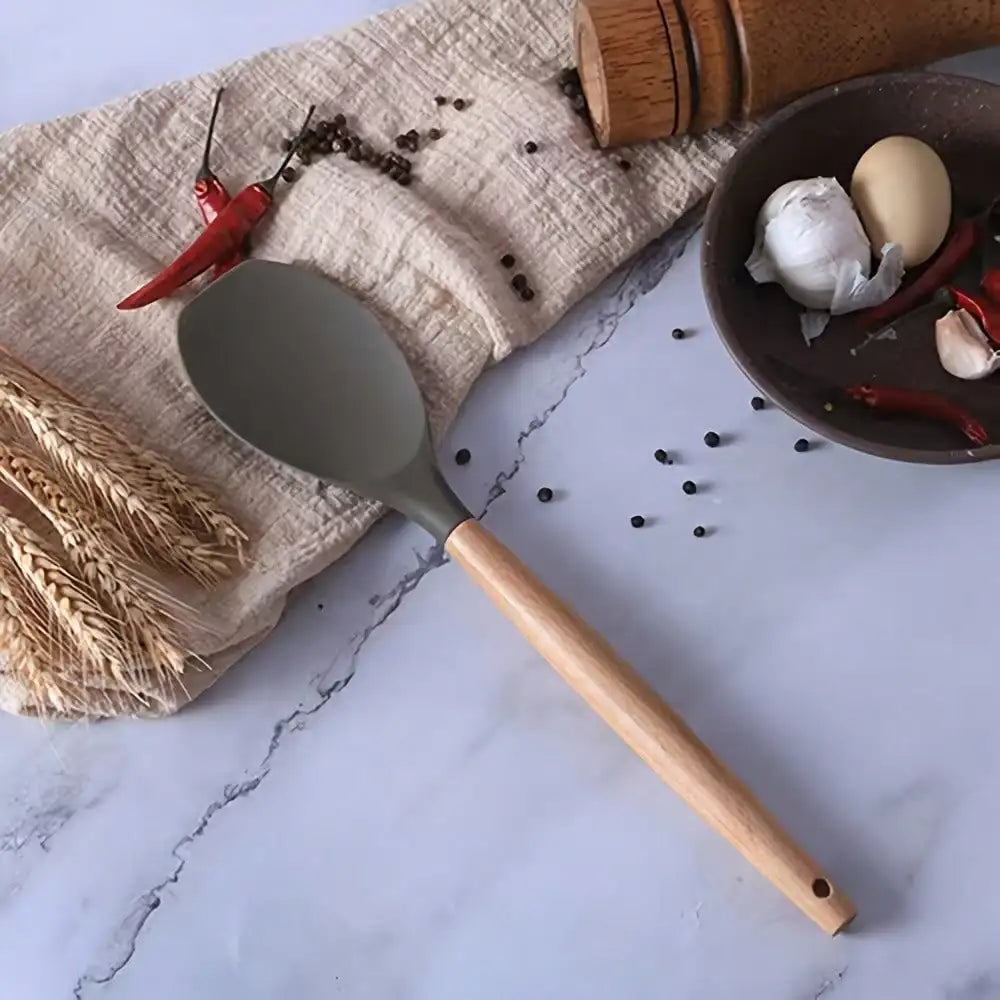 Silicone Spatulas with Wooden Handles – Non-Stick Kitchen Turner Silicone Kitchen Spatula Nixie
