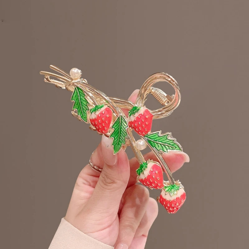 Strawberry Shark Bite Hair Clip for Women – Cute Jaw Clip Hair Jaw Clip Nixie