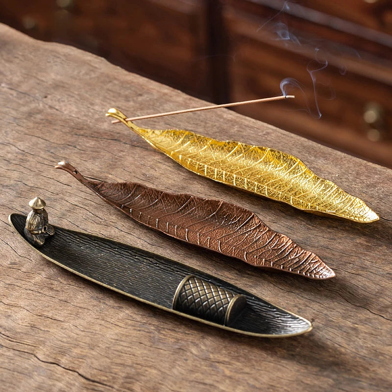 Long Leaf Incense Holder & Ash Catcher – Meditation Décor Incense Holder Nixie