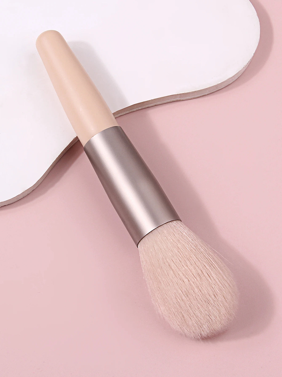 Professional Contour Blush & Highlight Makeup Brush | Nixie Makeup Brush Nixie