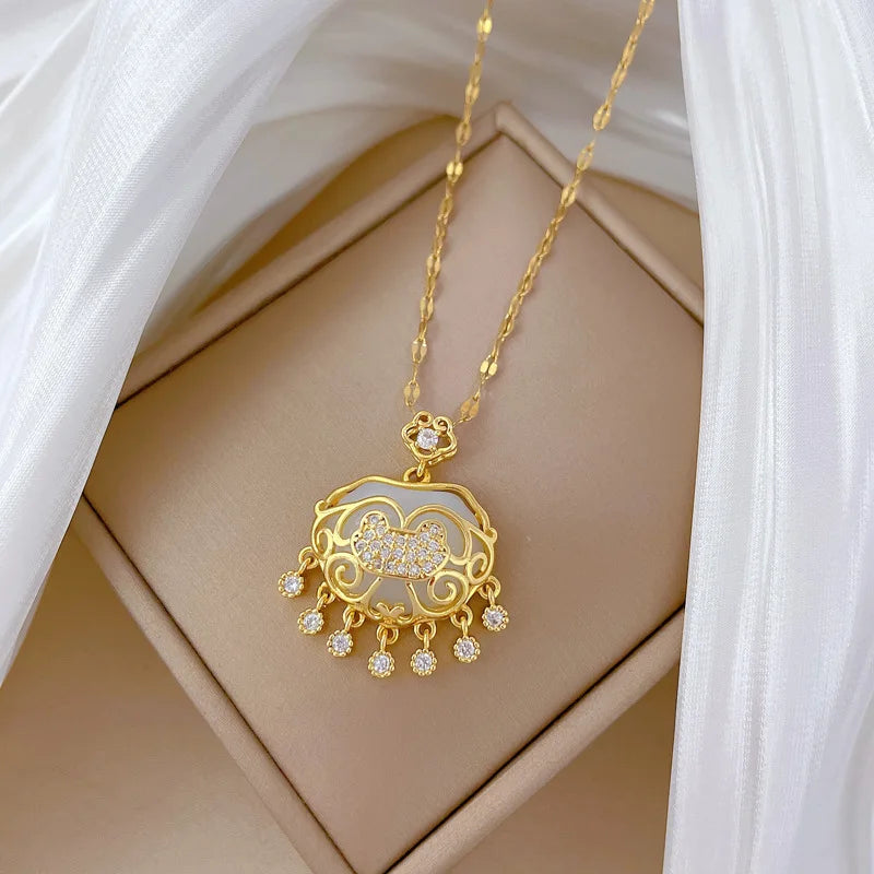 Luxury Tassel Lock Zircon Pendant Necklace | Gold Collarbone Chain Pendant Necklace Nixie