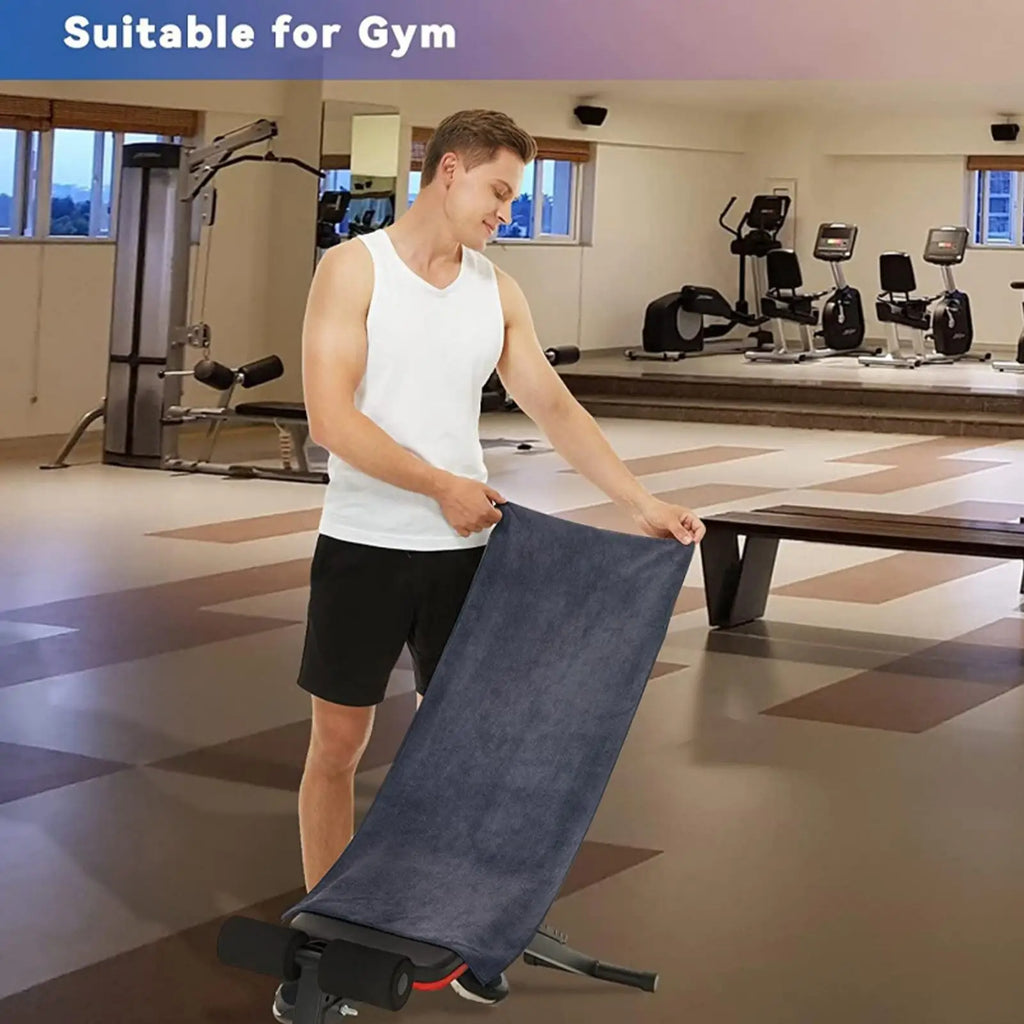 Microfiber Gym Towel – Quick Dry, Absorbent with Zip Pocket