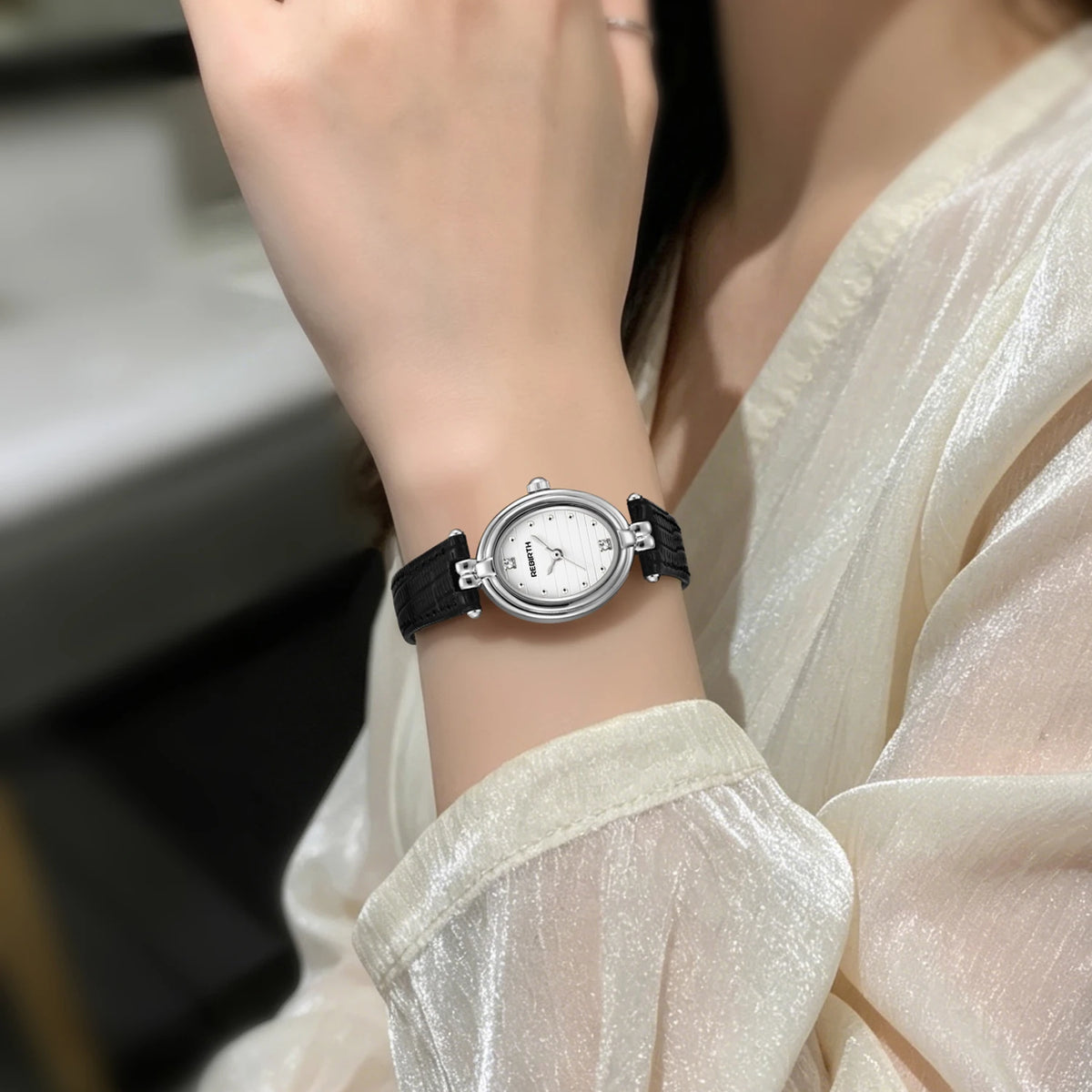 REBIRTH Women's Quartz Watch – Elegant Leather Band, Alloy Case Women's Quartz Watch Nixie