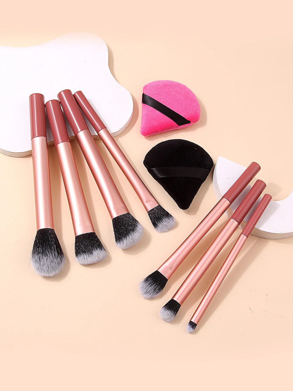 Nixie 7-Piece Makeup Brush Set – Blush, Powder & Eyeshadow Makeup Brush Set Nixie Red