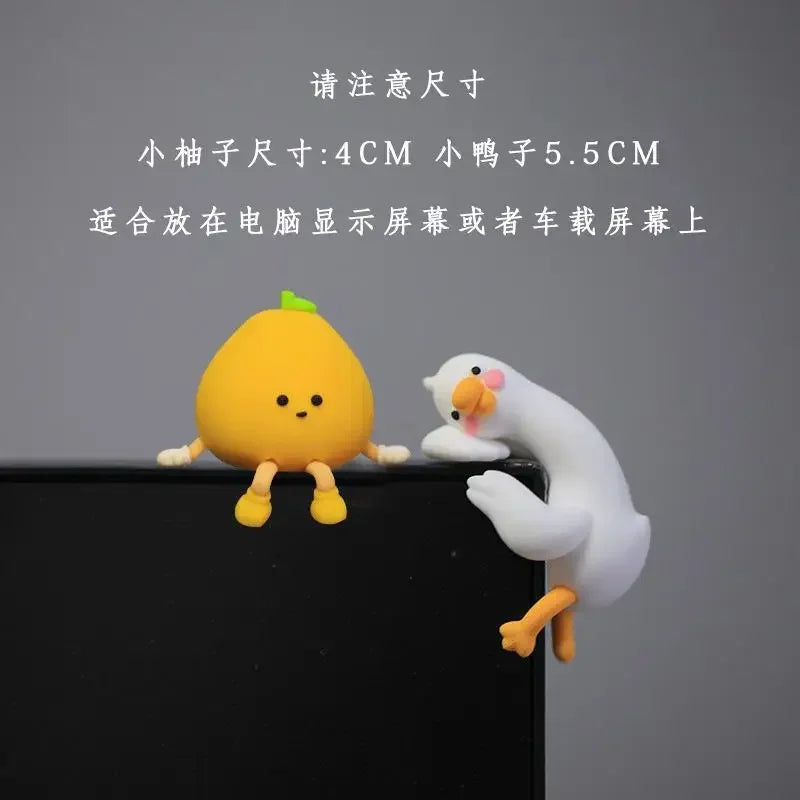 3D Duck Pomelo Resin Figurines – Cute Desk Decor 2 Pack Resin Figurine Set Nixie