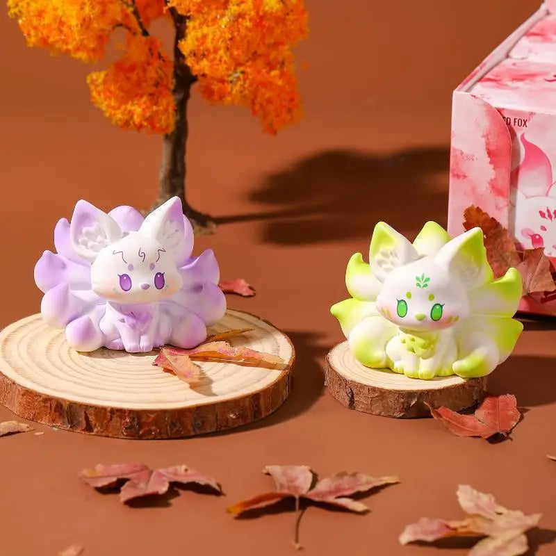Nine Tailed Fox Resin Figurine – Hand-Painted Desk Ornament Resin Figurine Nixie