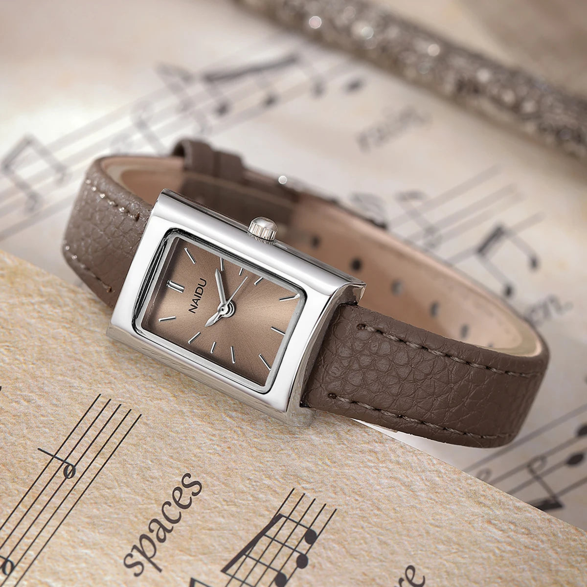 Women's Retro Rectangular Quartz Watch | Leather Band