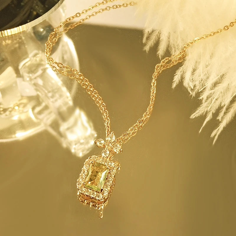 Blue Zircon Gold-Plated Copper Pendant Necklace for Women Pendant Necklace Nixie