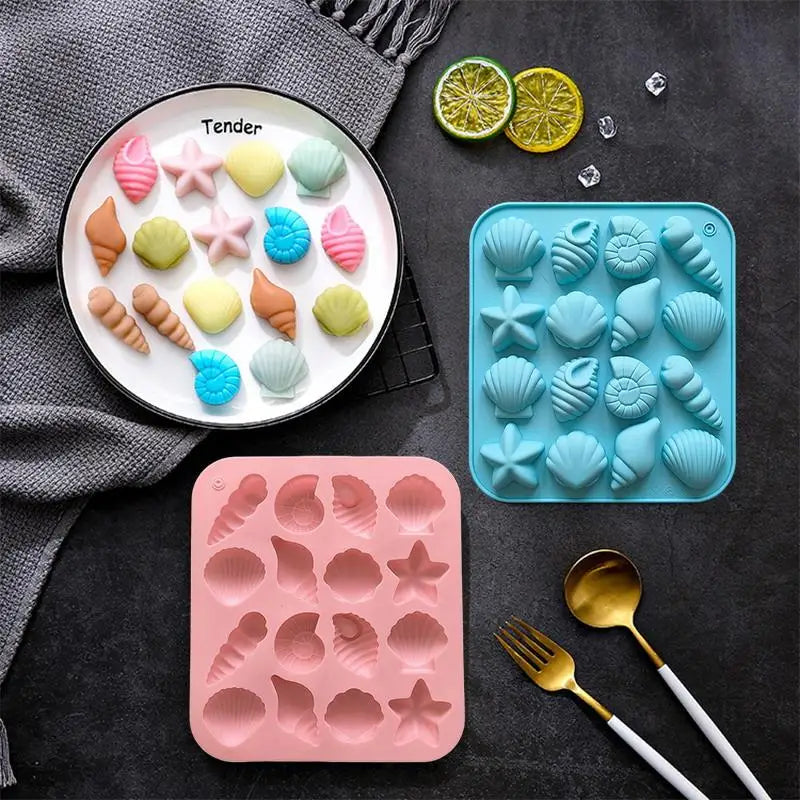 16-Cavity Seashell Silicone Mold – Chocolate, Candy & Baking