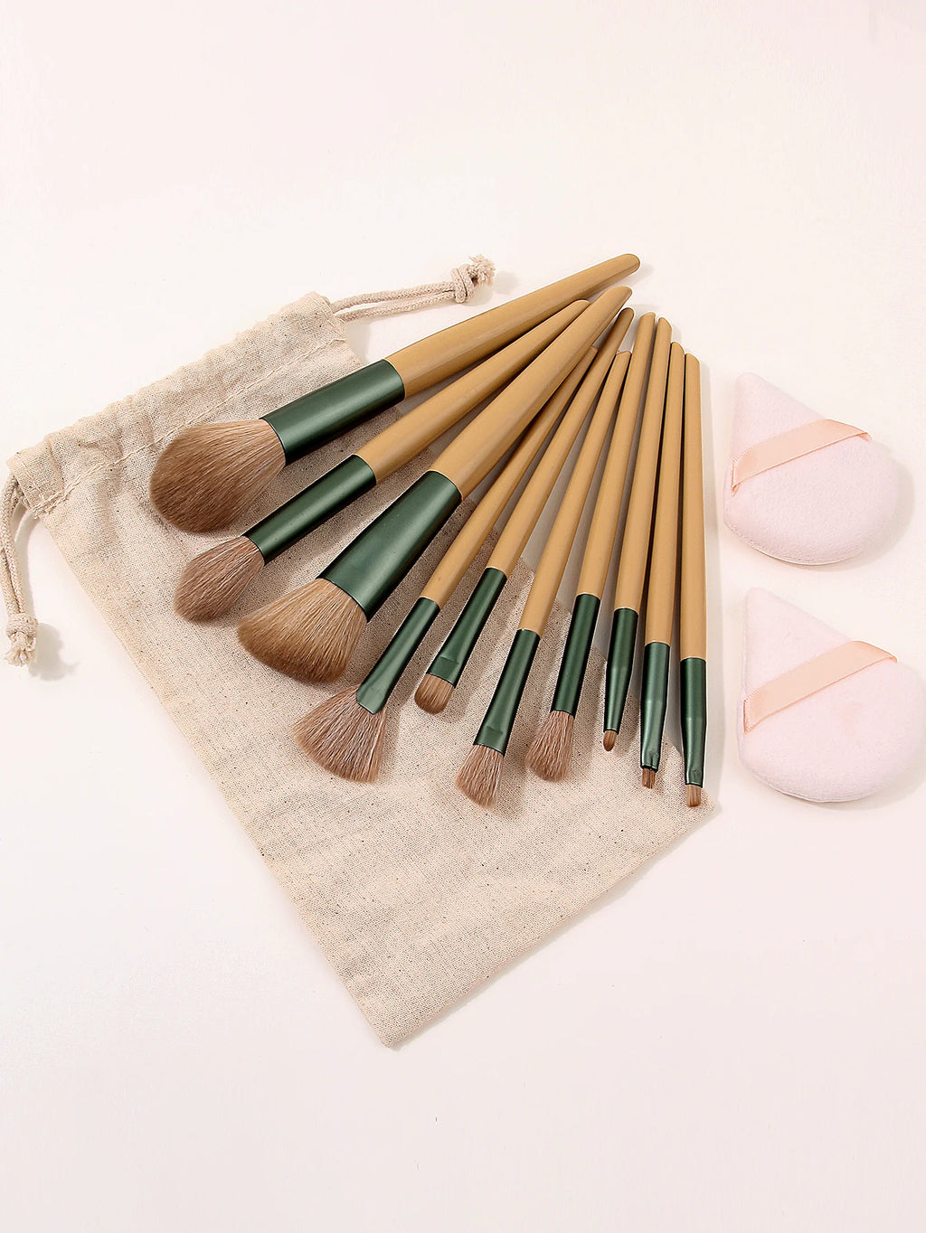 13-Piece Makeup Brush Set with Storage Bag & Powder Puffs Makeup Brush Set Nixie