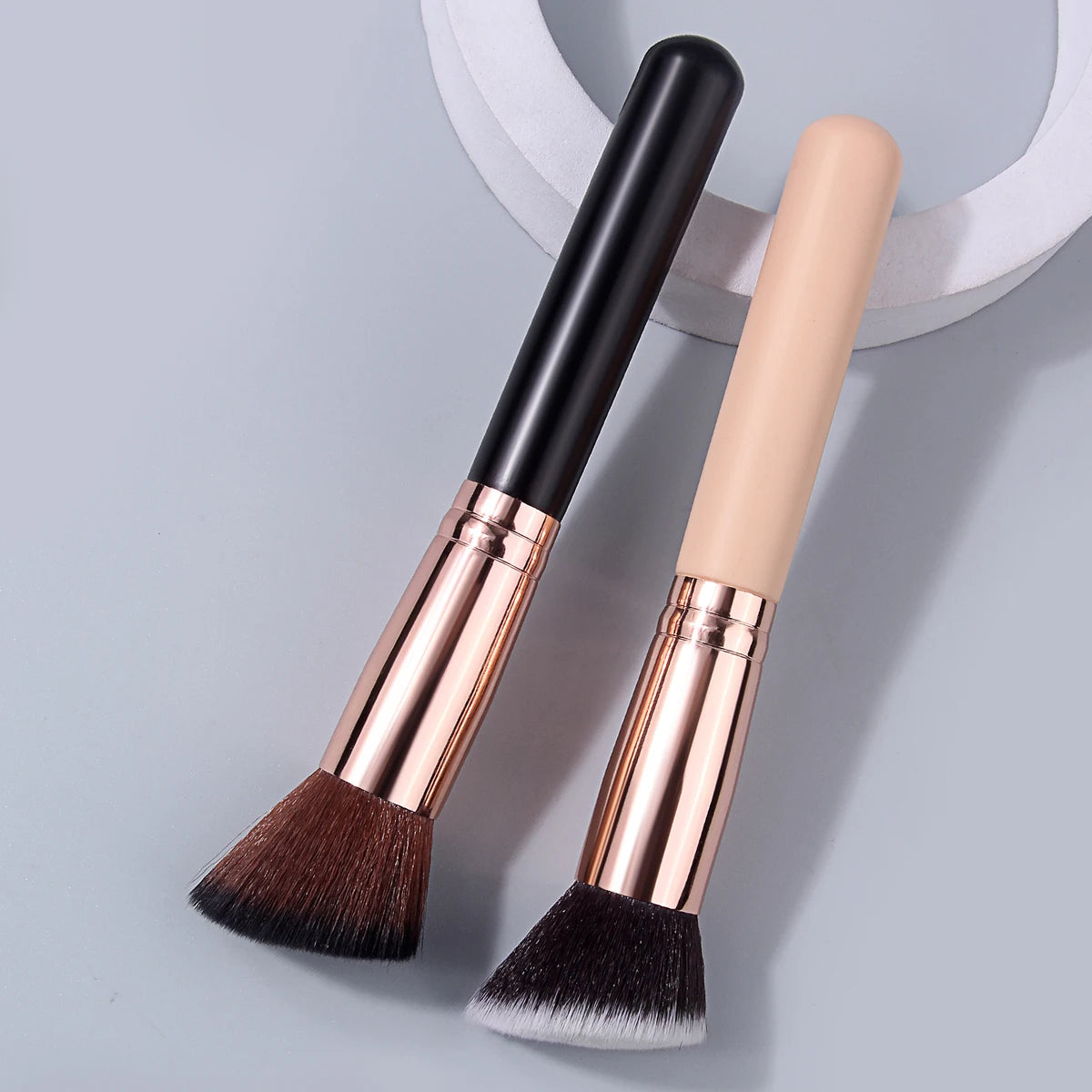 Angled Contour Brush – Soft Bronzer & Blush Makeup Tool Makeup Contour Brush Nixie