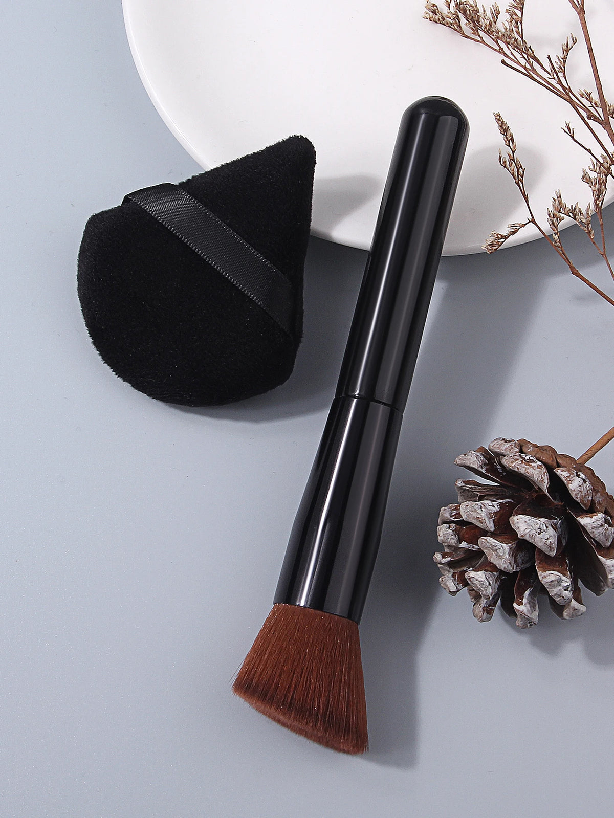 Nixie 2-Pc Angled Foundation Brush & Powder Puff Set