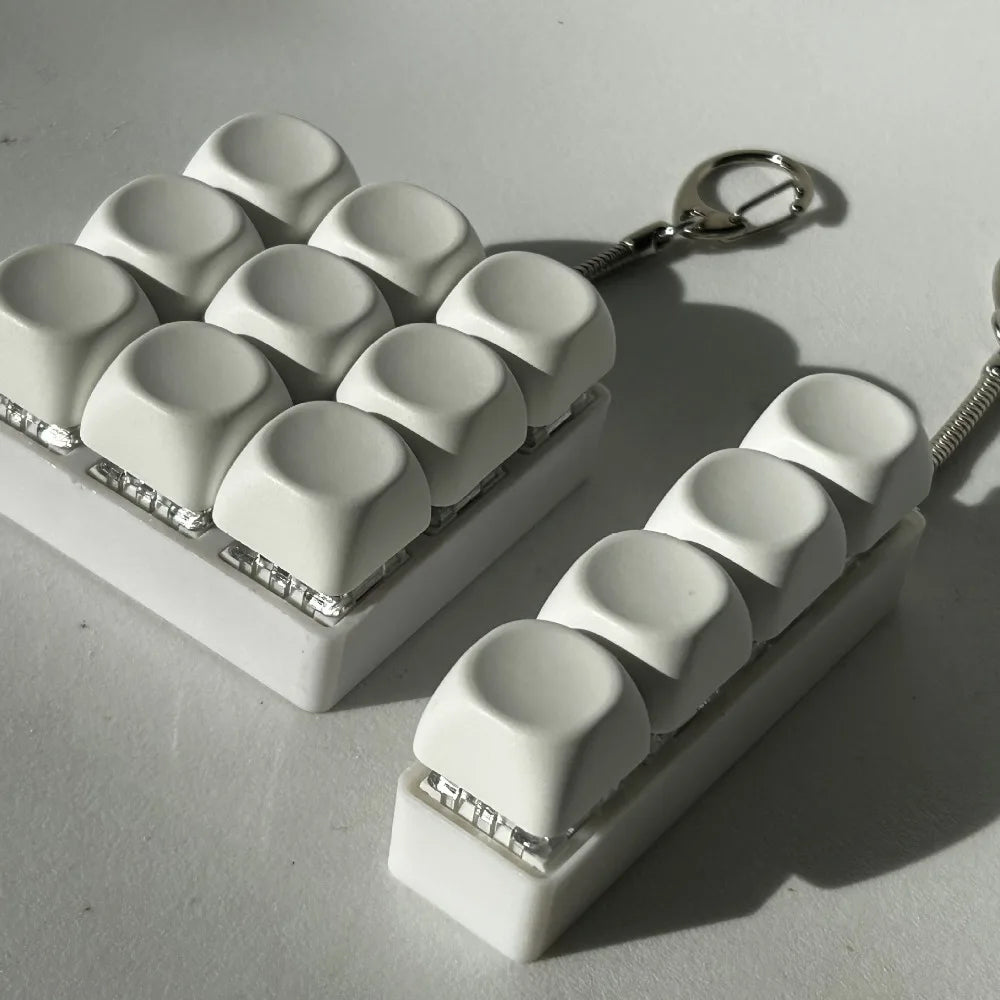 DIY Keyboard Keycap Fidget Keychain Clicker Toy – 4 or 9 Keys Fidget Keychain Toy Nixie