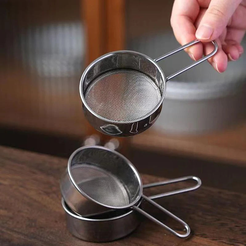 Stainless Steel Fine Mesh Flour Sifter with Handle Mesh Flour Sifter Nixie