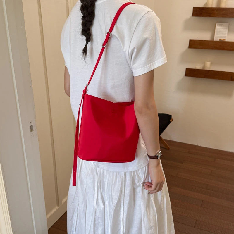 Korean Minimalist Nylon Bucket Bag – Women's Crossbody Purse Bucket Crossbody Bag Nixie