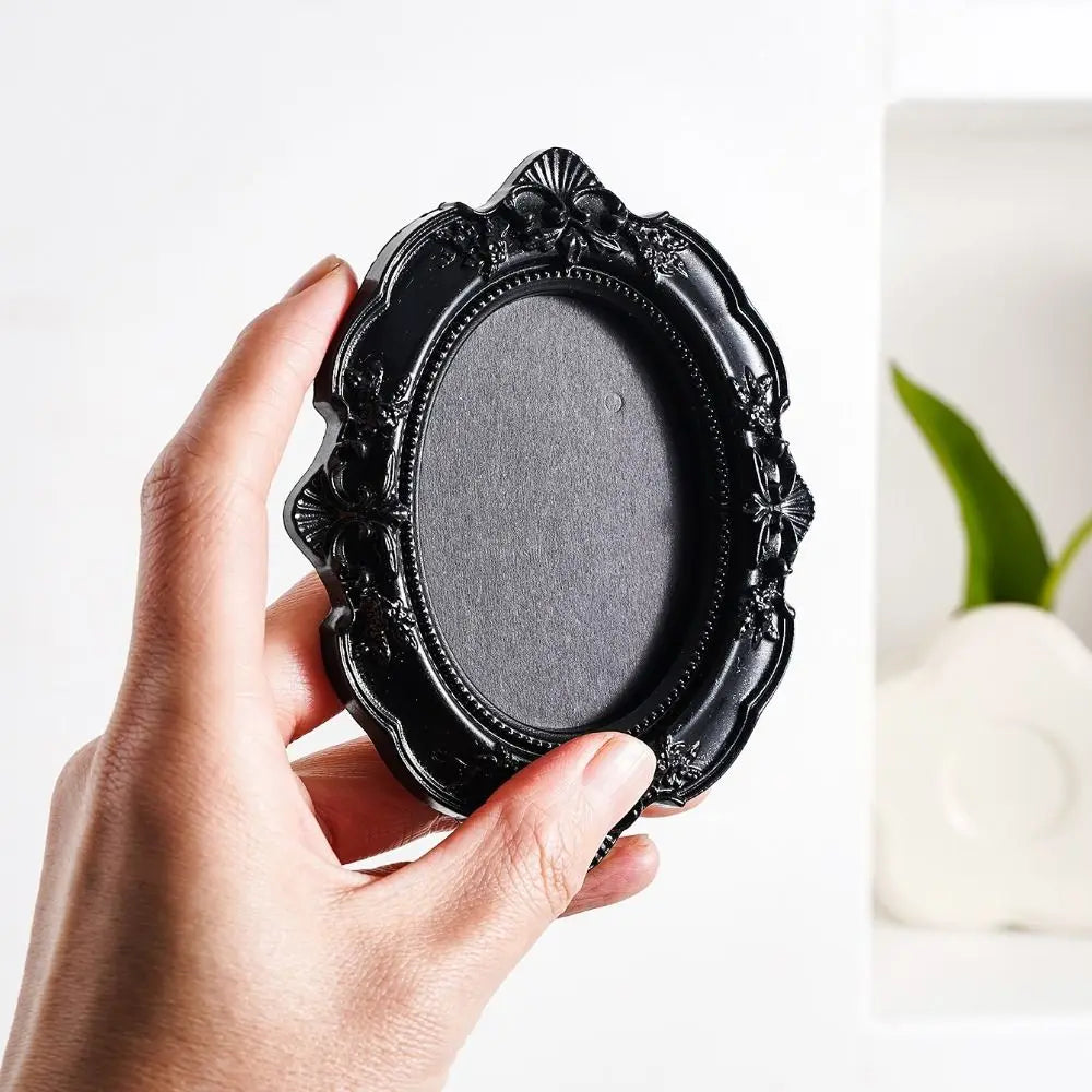 Hanging Mini Resin Vintage Photo Frames | Glass-Free Wall Display Mini Photo Frames Nixie