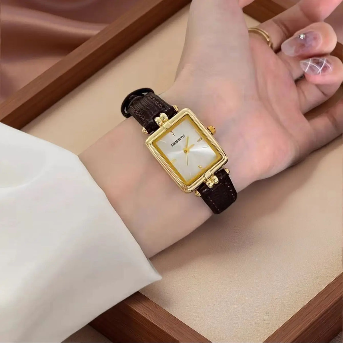 REBIRTH Roman Scale Quartz Watch | Leather Band Minimalist Quartz Wrist Watch Nixie