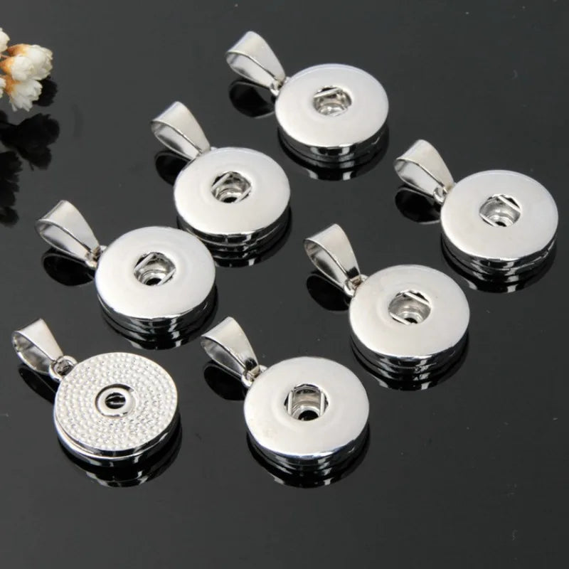 Silver Plated 18mm Snap Button Necklace – Fits Noosa Charms Snap Button Necklace Nixie
