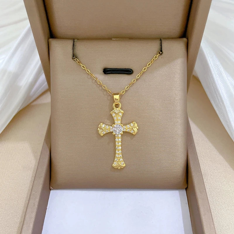 Women's Gold Cross Pendant Necklace – Stainless Steel Choker Pendant Necklace Nixie
