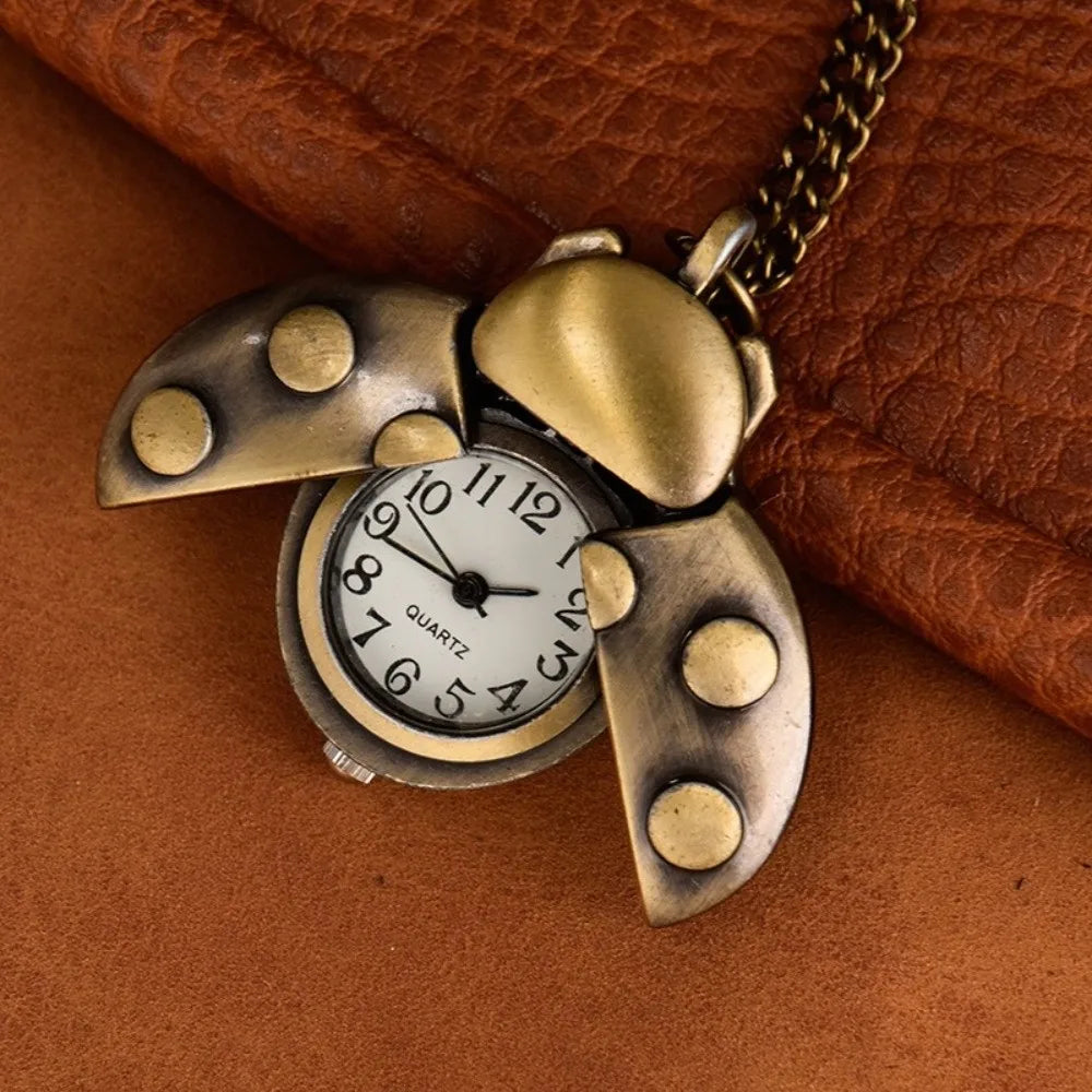 Cute Ladybug Pocket Watch with Chain – Quartz Beetle Design Pocket Watch Nixie
