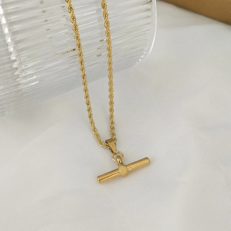 T-Bar Gold-Plated Stainless Steel Collarbone Necklace | Nixie Pendant Necklace Nixie