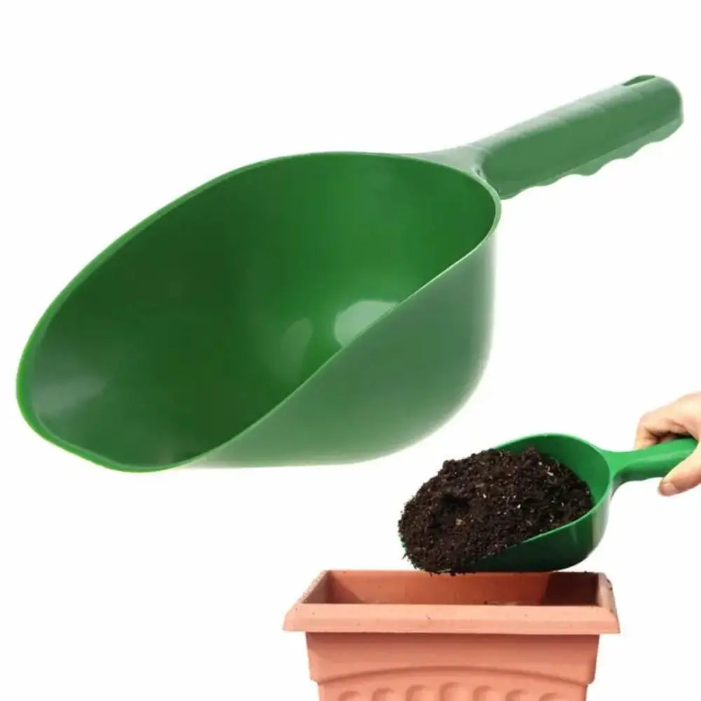 Gutter Getter Scoop – Large Capacity Leaf Removal Tool