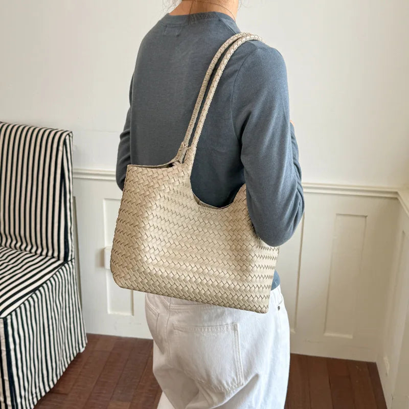 Maillard Retro Woven Shoulder Bag – Large Capacity Women's Tote Women's Shoulder Bag Nixie