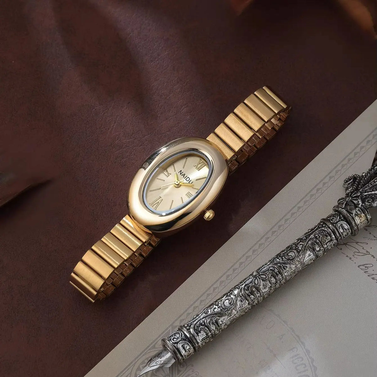 Naidu Oval Quartz Watch – Roman Numeral Light Luxury Style Oval Quartz Watch Nixie