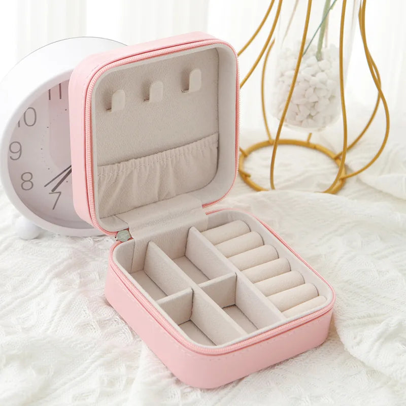 Travel Leather Jewelry Box – Single Layer, Black, White & Pink Jewelry Travel Box Nixie