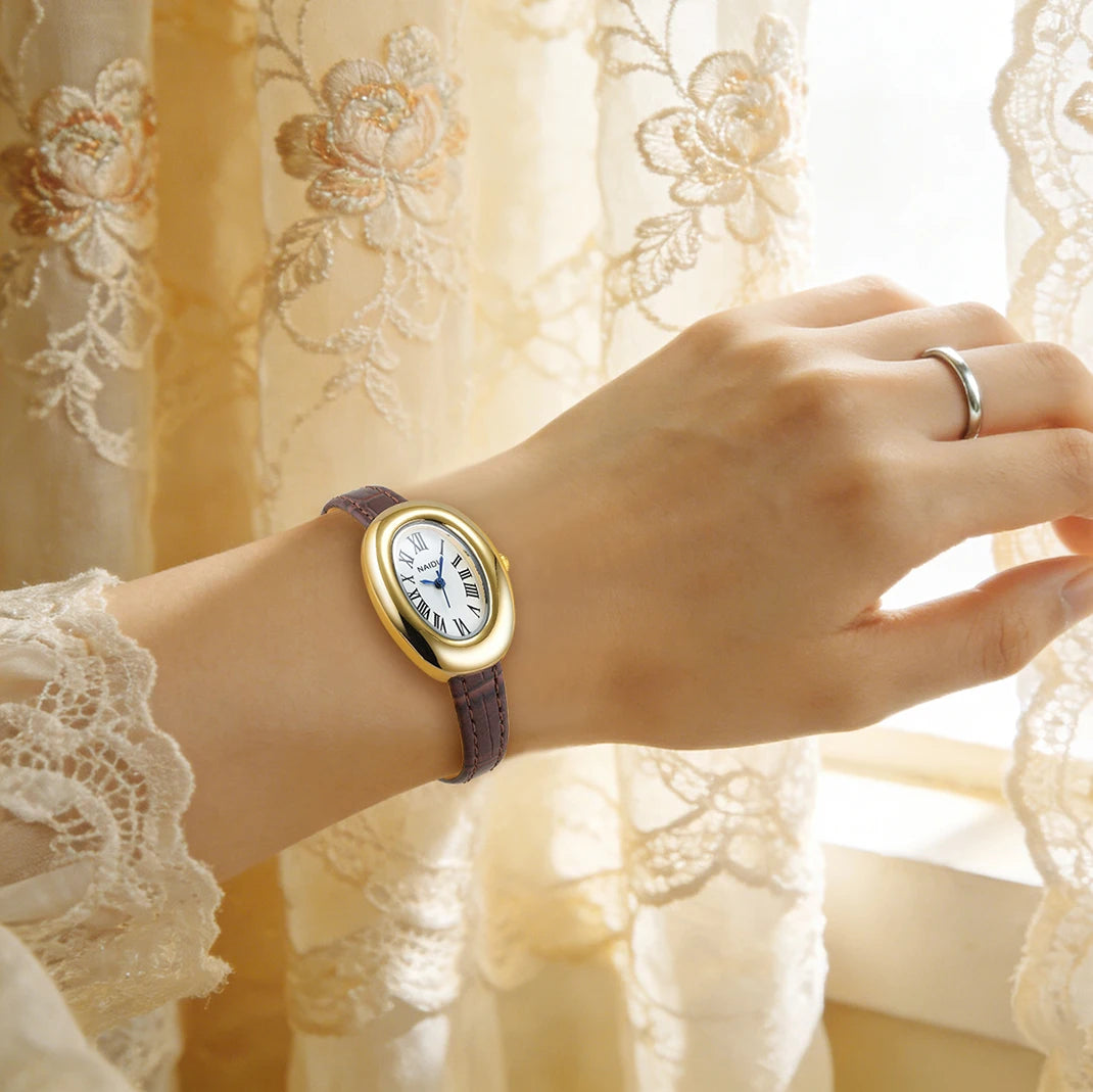 Naidu Retro Quartz Watch – Leather Band Numberless Dial Quartz Wristwatch Nixie