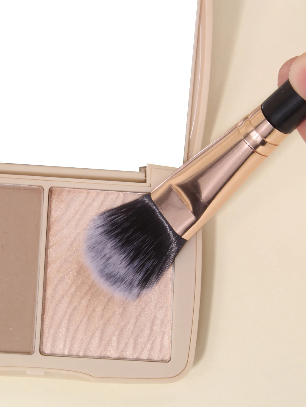 Nixie Foundation Concealer Contour Brush – Flawless Blending Makeup Brush Nixie