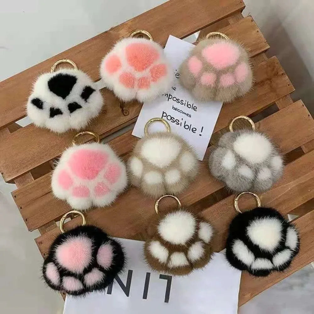Kawaii Cat Paw Plush Keychain – Fluffy Faux Fur Key Ring Plush Keychain Nixie