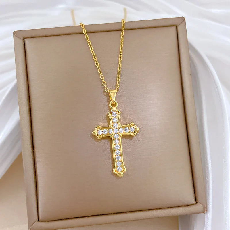 Women's Gold Cross Pendant Necklace – Zircon & Stainless Steel Pendant Necklace Nixie