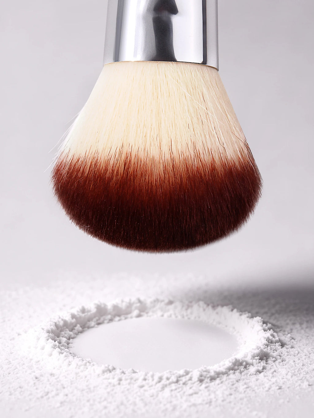 Fluffy Large Powder & Contour Makeup Brush | Nixie Makeup Brush Nixie