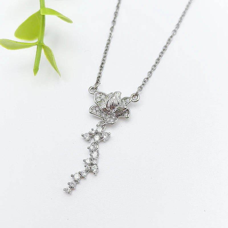 Gold Flower Pendant Necklace for Women | Stainless Steel Chain Pendant Necklace Nixie XL1200-125