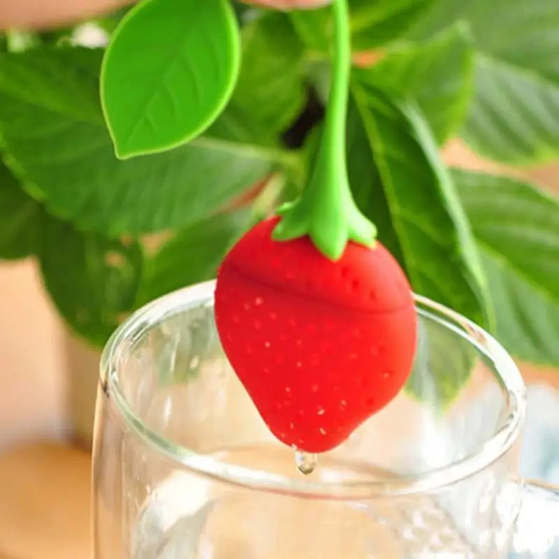 Silicone Strawberry Tea Infuser – Loose Leaf Strainer & Filter
